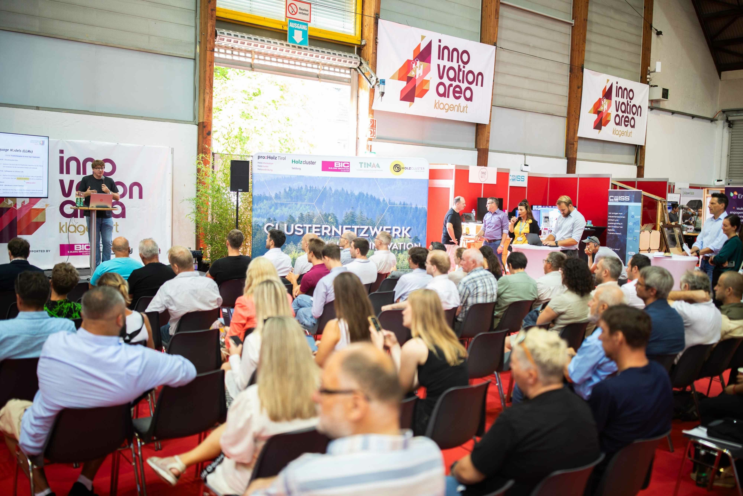 Internationale Holzmesse - Publikum